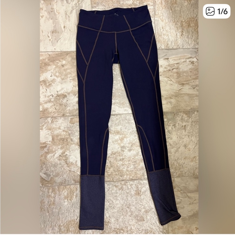 Athleta Women's yoga tights